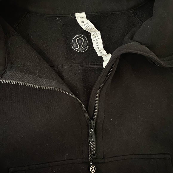 Lululemon Funnel Neck Scuba - Picture 2 of 4